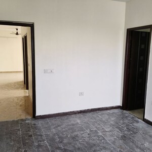 Room in 4 BHK Apartment at Ansal Royal Heritage, Sector 70 – for Sale