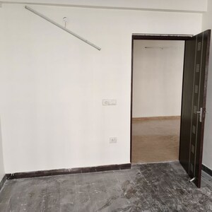 Room in 4 BHK Apartment at Ansal Royal Heritage, Sector 70 – for Sale