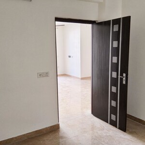 Room in 4 BHK Apartment at Ansal Royal Heritage, Sector 70 – for Sale