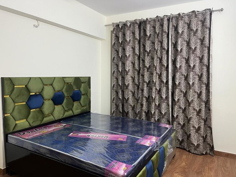 Bedroom, ansal-royal-heritage 4 Bedroom 1815 Sq.Ft. Apartment In Sector 70 Faridabad 10169689