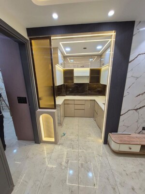 3 BHK Builder Floor For Rent in Dwarka Mor