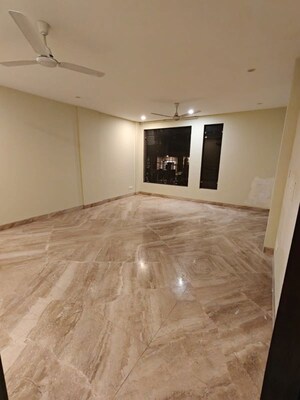 Bedroom in 3 BHK Builder Floor at Greater Kailash ii – for Rent