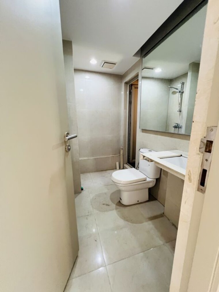 Bathroom, hiranandani-woodpark-apartment 2 Bedroom 1040 Sq.Ft. Apartment In Ghodbunder Road Thane 10169709