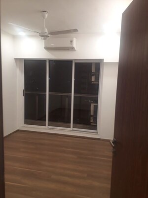 Room in 2 BHK Apartment at Prabha Mandir CHS, Prabhadevi – for Rent