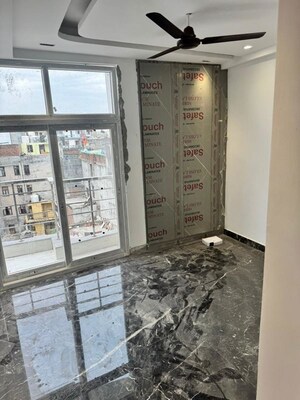 1 BHK Builder Floor For Rent in Saket