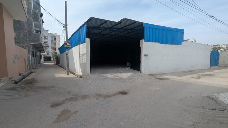  Parking, dhul siras village Commercial Warehouse 5500 Sq.Ft. In Dhul Siras Village Delhi 10169863