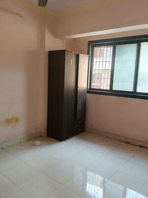 Bedroom in 1 BHK Apartment at Airoli Sector 9f – for Rent