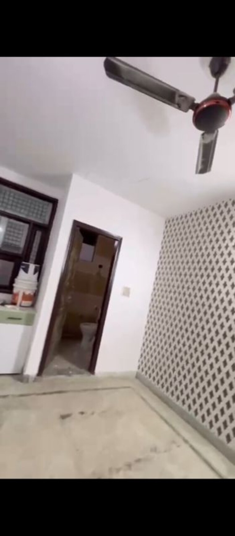 Bathroom, uttam nagar 3 Bedroom 75 Sq.Yd. Builder Floor In Uttam Nagar Delhi 10169899