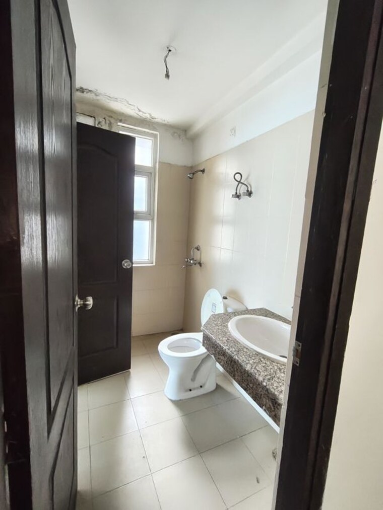 Bathroom, klj-greens 2 Bedroom 1387 Sq.Ft. Apartment In Sector 77 Faridabad 10169991