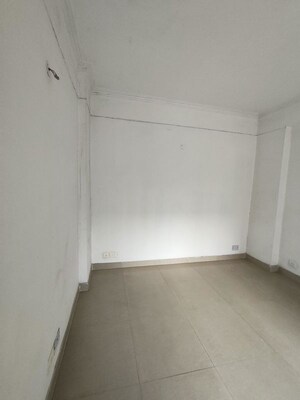 Room in 2 BHK Apartment at KLJ Greens, Sector 77 – for Sale