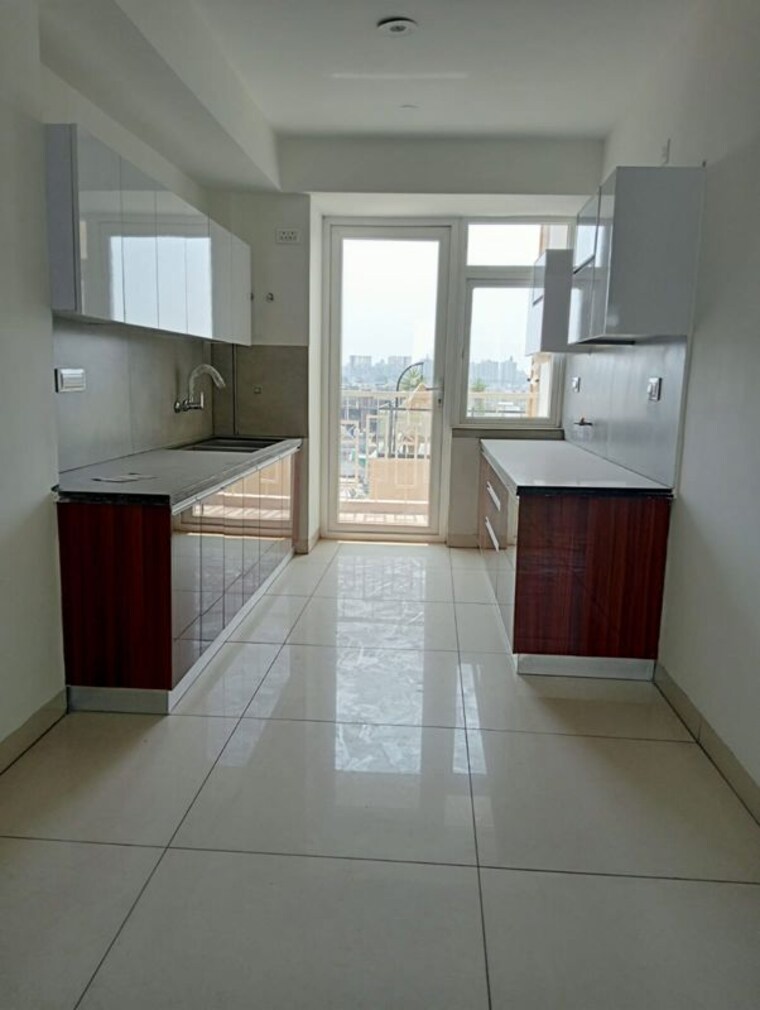Kitchen, hermitage-centralis 3 Bedroom 2029 Sq.Ft. Apartment In Vip Road Zirakpur 10170073
