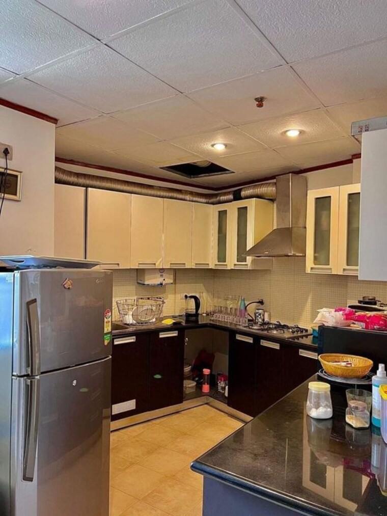 Kitchen, unitech-uniworld-gardens 3.5 Bedroom 2027 Sq.Ft. Apartment In Sector 47 Gurgaon 10169908