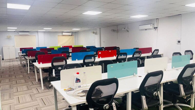 Team Area, sector 63 Commercial Office Space 3000 Sq.Ft. In Sector 63 Noida 10170100