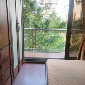 2.5 BHK Apartment For Rent in Juhu Trishul, Juhu