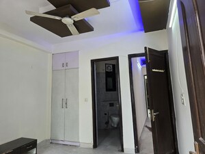 Building Lobby in 3 BHK Builder Floor at Kohli One Malibu Town, Sector 47 – for Rent