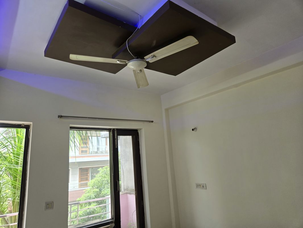 3 BHK + Pooja Room 1600 Sq.Ft. Builder Floor in Kohli One Malibu Town