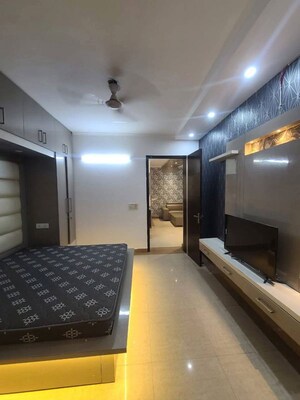 Living Room in 3 BHK Apartment at Sector 23a – for Rent