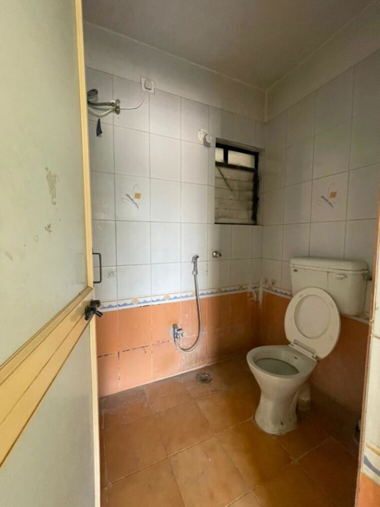 Bathroom, anshul-celesta 3 Bedroom 1350 Sq.Ft. Apartment In Balewadi Pune 10170037