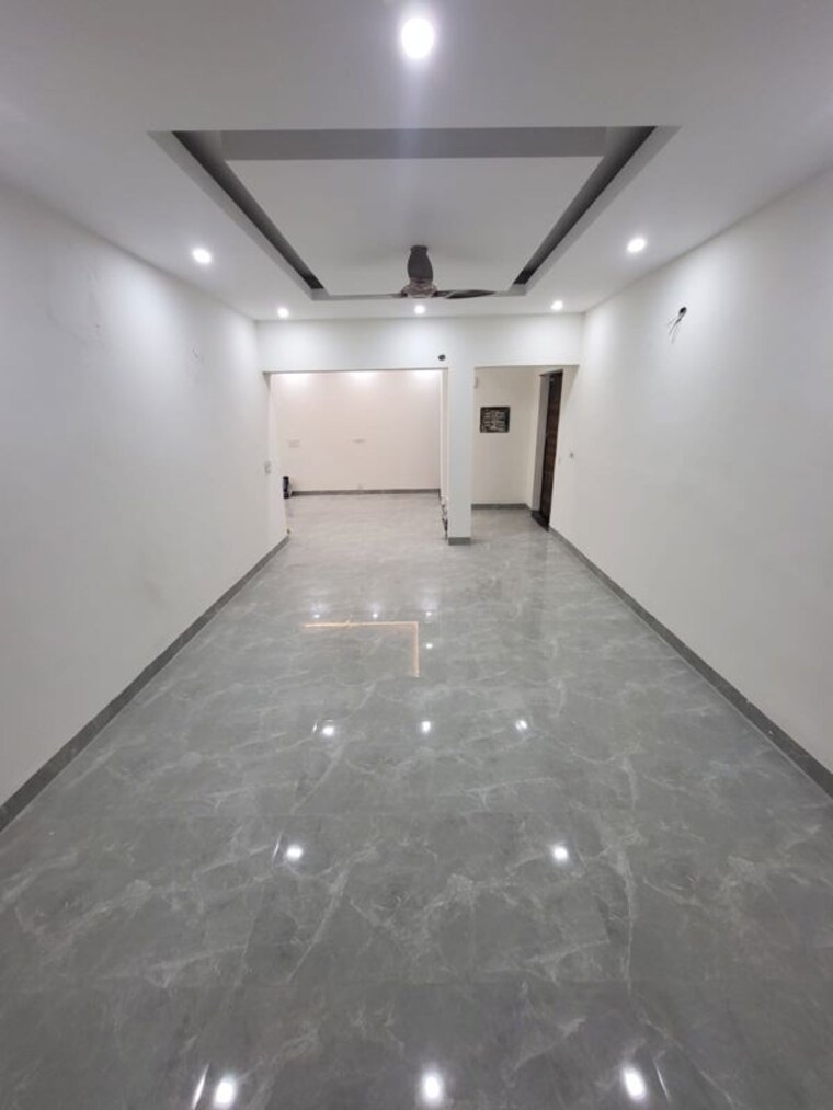 Room, unitech-south-city-ii 3 Bedroom 3200 Sq.Ft. Builder Floor In Sector 50 Gurgaon 10170277