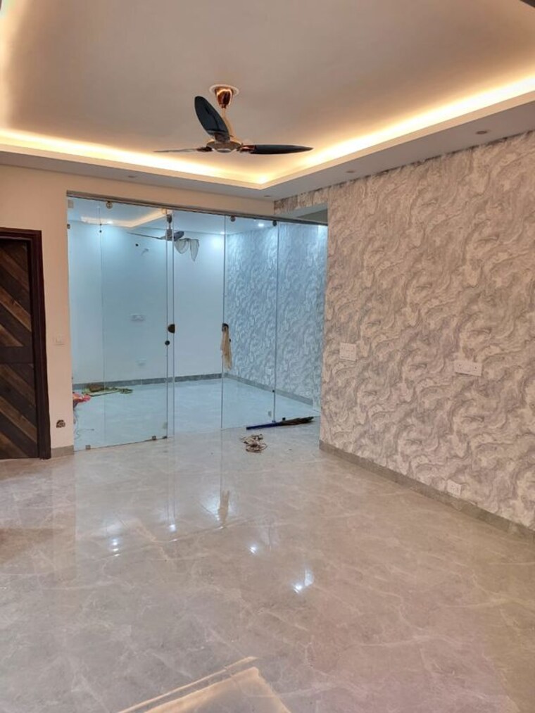 Room, unitech-south-city-ii 3 Bedroom 3200 Sq.Ft. Builder Floor In Sector 50 Gurgaon 10170277