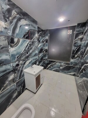 Master Bedroom in 3 BHK Builder Floor at Unitech South City II, Sector 50 – for Rent