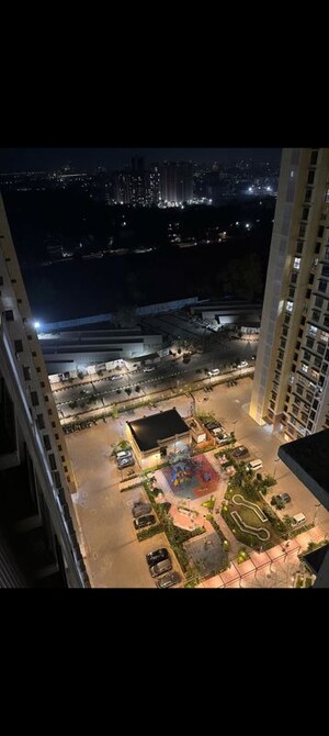 Furnished Amenities in 2 BHK Apartment at Runwal Gardens, Dombivli East – for Rent