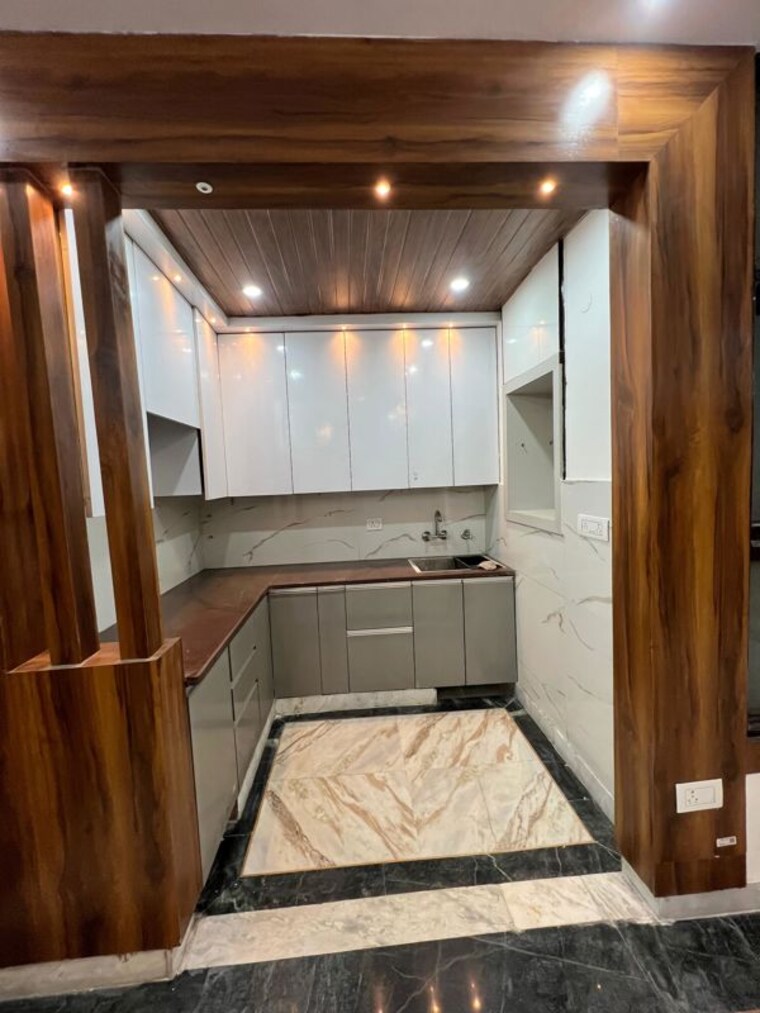 Kitchen, shakti khand iii 3 Bedroom 1150 Sq.Ft. Builder Floor In Shakti Khand Iii Ghaziabad 10170297