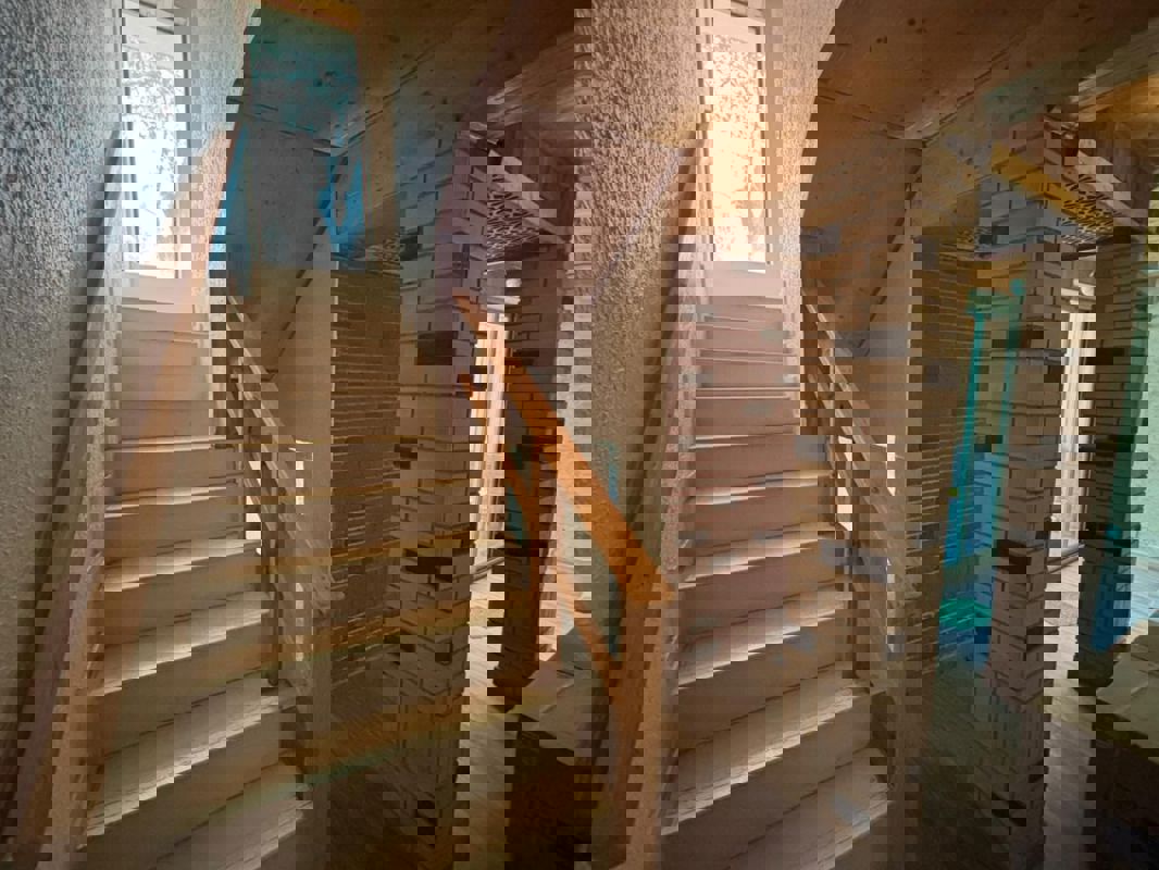 3 BHK + Pooja Room 1800 Sq.Ft. Builder Floor in SS Southend Floors