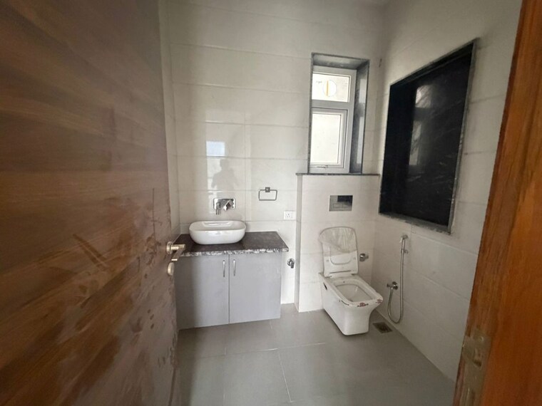 Bathroom, gamma ii greater noida 2 Bedroom 1700 Sq.Ft. Builder Floor In Gamma Ii Greater Noida Greater Noida 10170308
