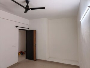 Room in 3.5 BHK Apartment at Adani Oyster Greens, Sector 102 – for Rent