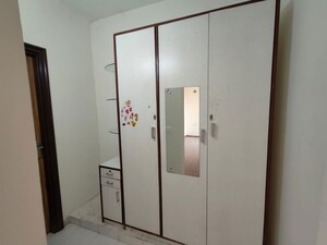 Room in 3.5 BHK Apartment at Adani Oyster Greens, Sector 102 – for Rent