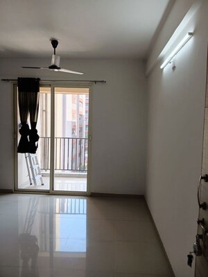 Room in 2 BHK Apartment at Sargasan – for Rent