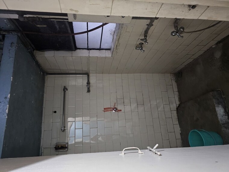 Bathroom, vimal-vihar 3 Bedroom 1500 Sq.Ft. Apartment In Kothrud Pune 10170565