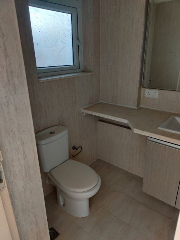 Bathroom, dlf-the-skycourt 3 Bedroom 1931 Sq.Ft. Apartment In Sector 86 Gurgaon 10170795