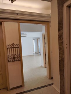 3 BHK + Pooja Room Apartment For Sale in DLF The Skycourt