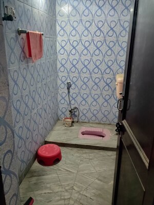 Bathroom in 2.5 BHK Builder Floor at Sector 16 – for Rent