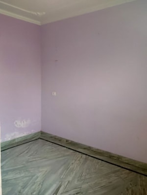 Bedroom in 2.5 BHK Builder Floor at Sector 16 – for Rent