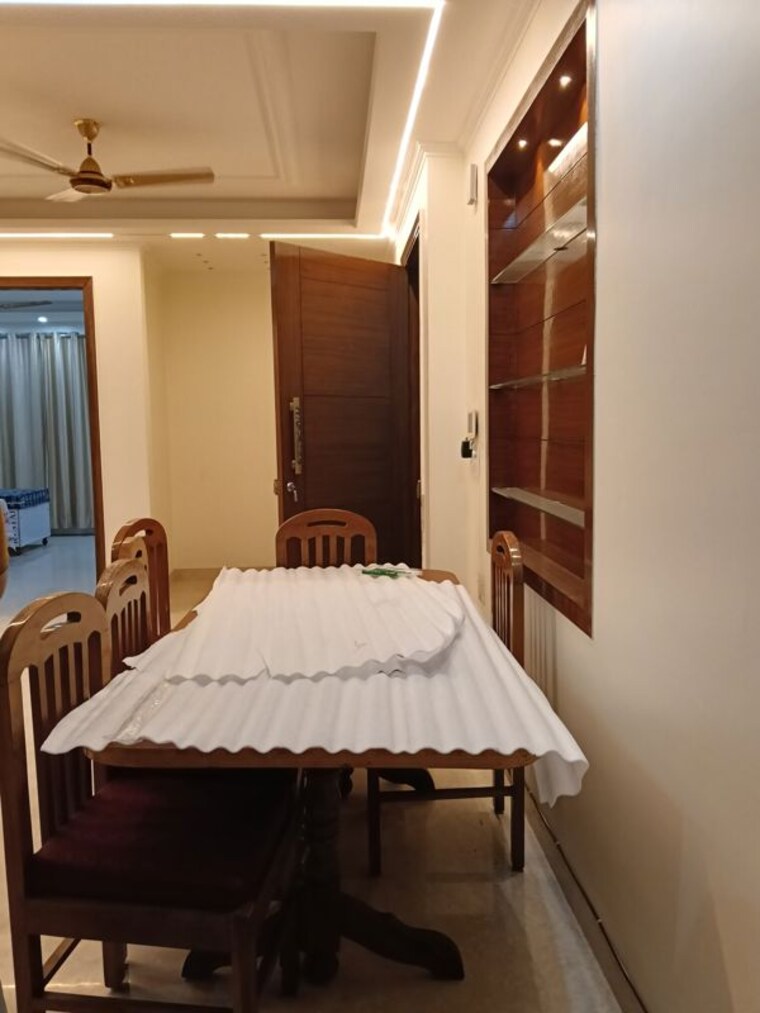 Bedroom, sector 23 3.5 Bedroom 1800 Sq.Ft. Builder Floor In Sector 23 Gurgaon 10170950