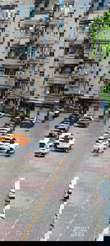 1 BHK 670 Sq.Ft. Apartment in Usha Sadan Apartment