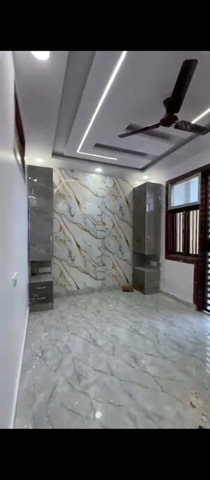 3 BHK Builder Floor For Sale in Uttam Nagar