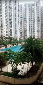 3 BHK 1575 Sq.Ft. Apartment in Omaxe R2