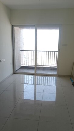 2 BHK Apartment For Rent in Kolte Patil Life Republic R 10