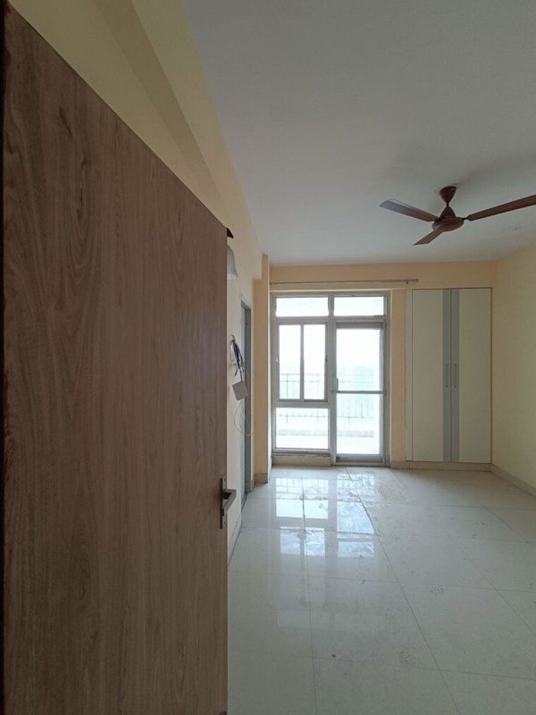 Room, dwarka 3 Bedroom 1700 Sq.Ft. Apartment In Dwarka Delhi 10171254