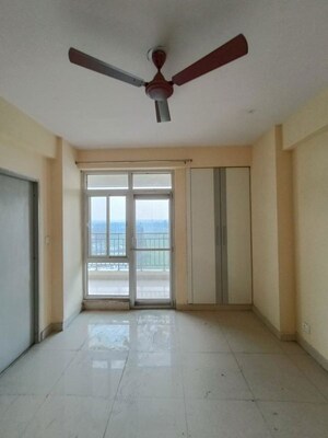 Room in 3 BHK Apartment at Dwarka – for Rent