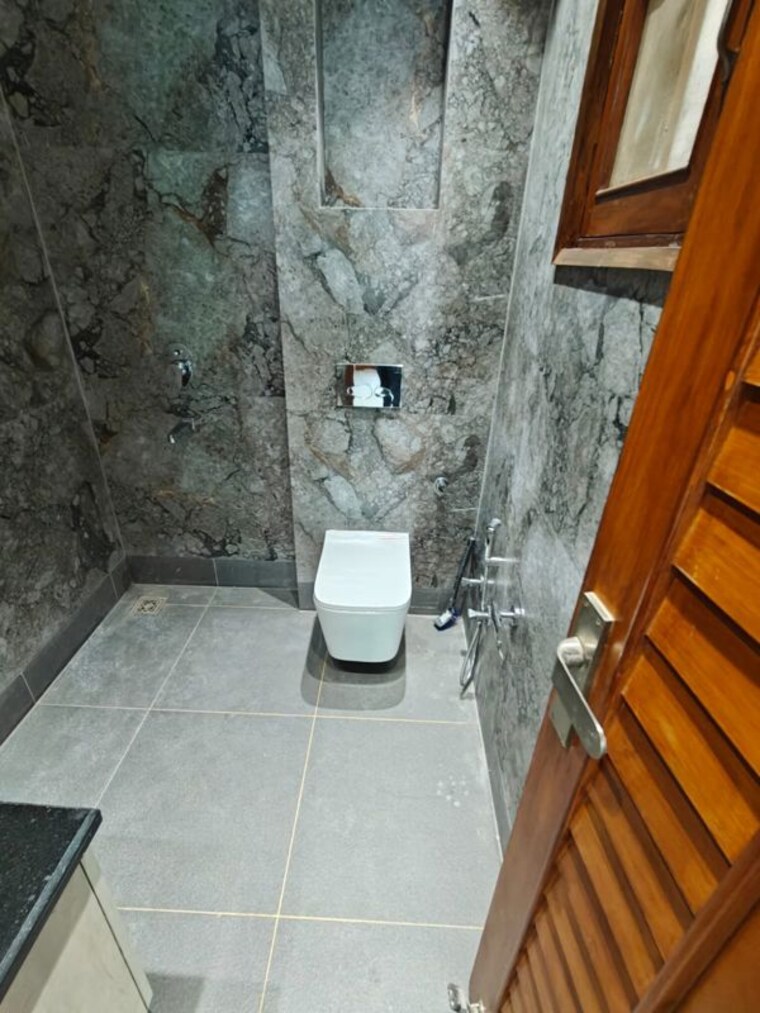 Bathroom, dwarka 3 Bedroom 1500 Sq.Ft. Builder Floor In Dwarka Delhi 10171281