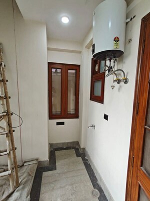 Bathroom in 3 BHK Builder Floor at Dwarka – for Rent