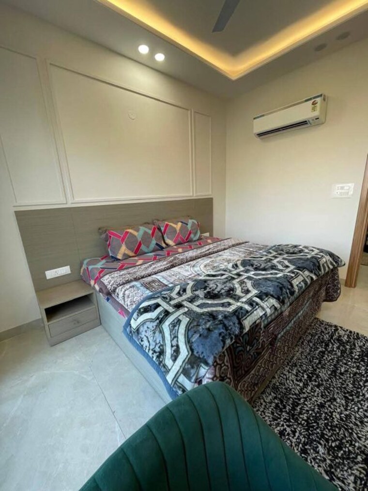 Bedroom, sector 23 2 Bedroom 1345 Sq.Ft. Apartment In Sector 23 Gurgaon 10171286