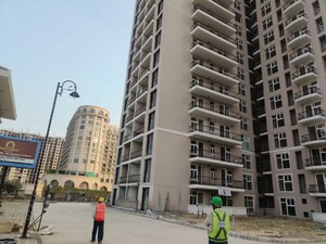 2 BHK Apartment For Sale in Omaxe Hazratganj Residency, Gomti Nagar