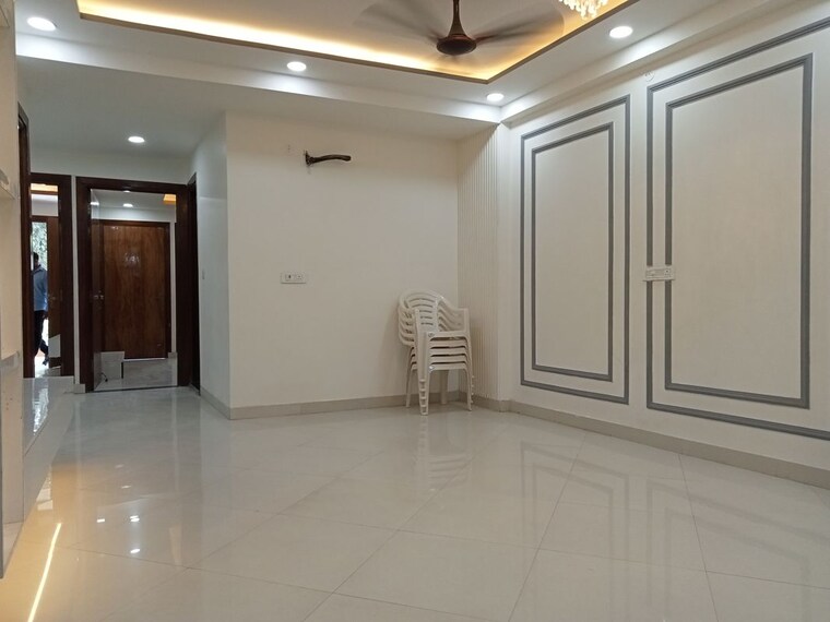 Room, dashrath puri 3 Bedroom 900 Sq.Ft. Builder Floor In Dashrath Puri Delhi 10171294
