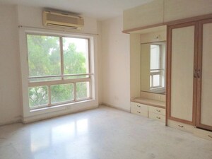 Room in 4 BHK Villa at Clover Highlands, Kondhwa – for Sale